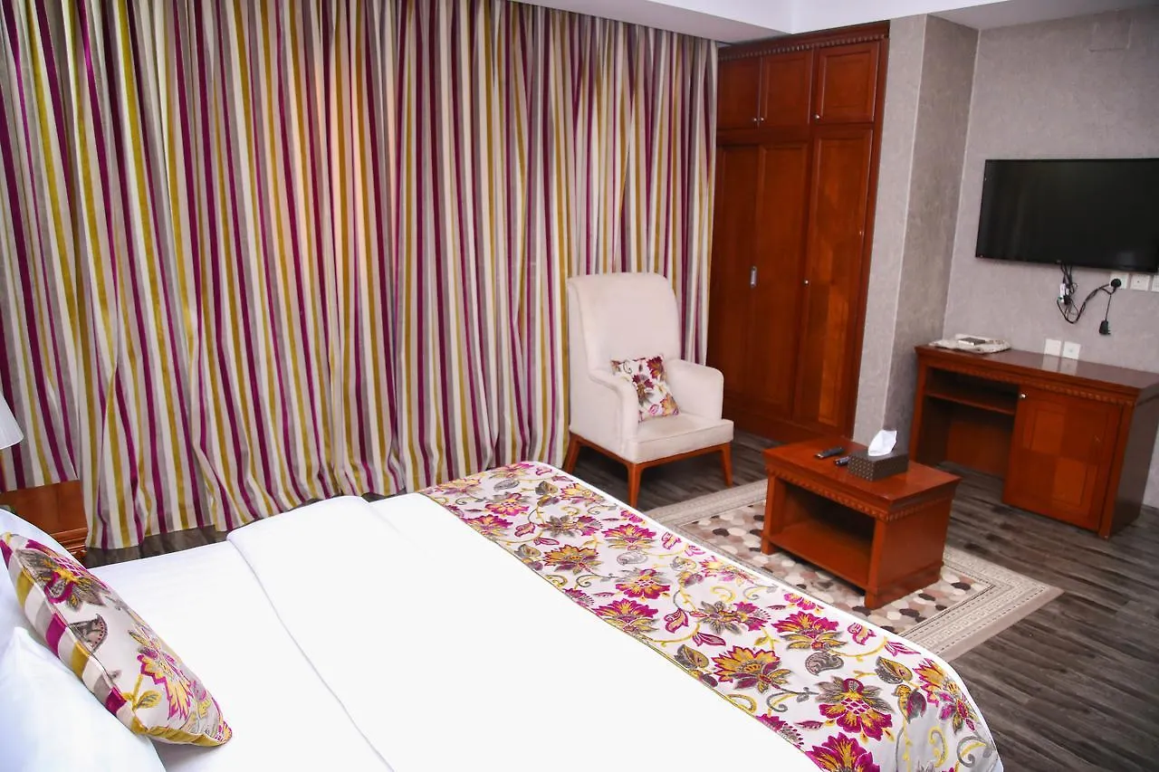 Durrat Al Basteen Aparthotel Jeddah 3*,